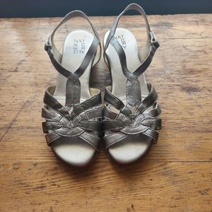 NATURALIZER NAMORA Huarache Sandal Metallic 8.5